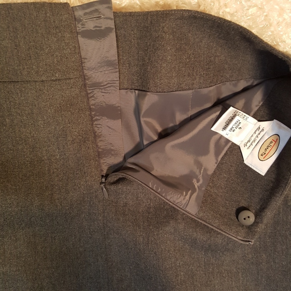 Talbots Grey Wool Pencil Skirt with Front Pockets - Picture 7 of 8